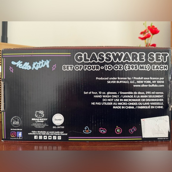 New Hello Kitty Halloween set of four 10 oz glassware set - Picture 3 of 5